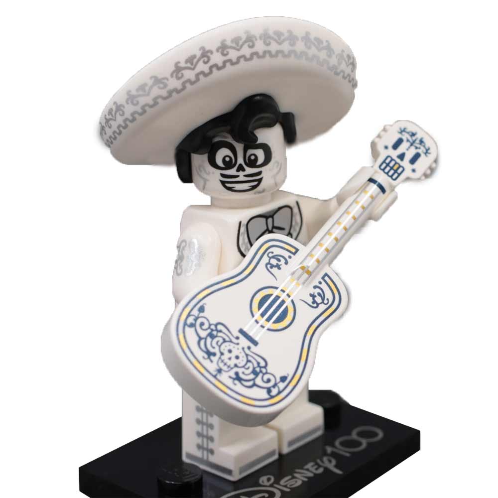 لگو-مینیفیگور-خواننده-مکزیکی-ارنستو-دلاکروز-لگو-شانسی-با-گیتار--